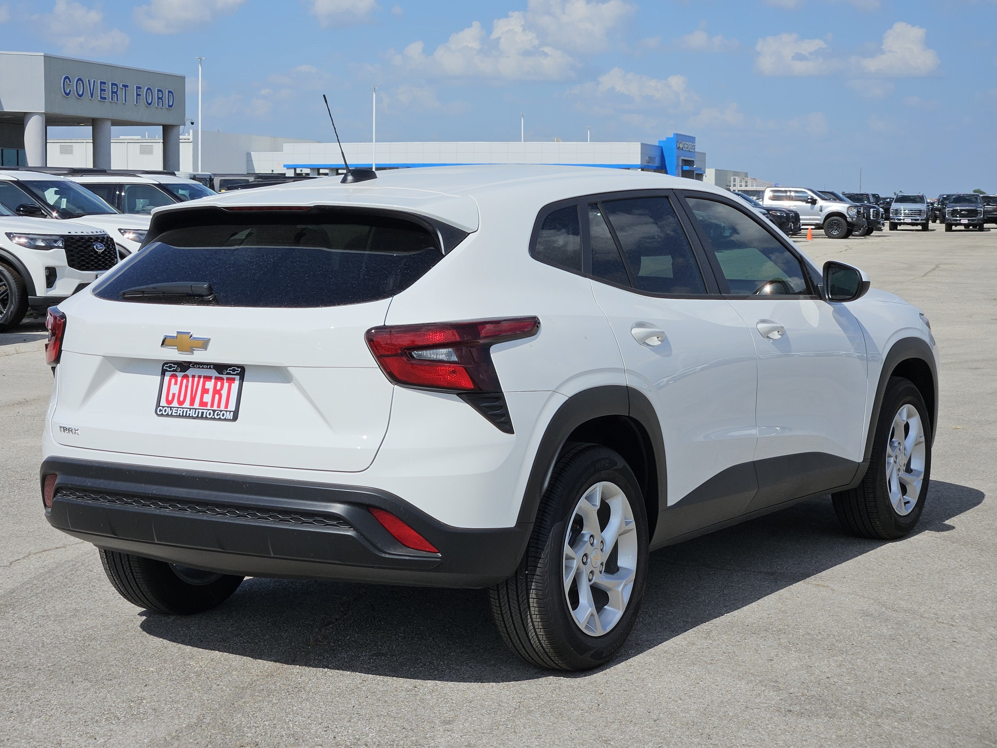 2026 Chevrolet Trax LS