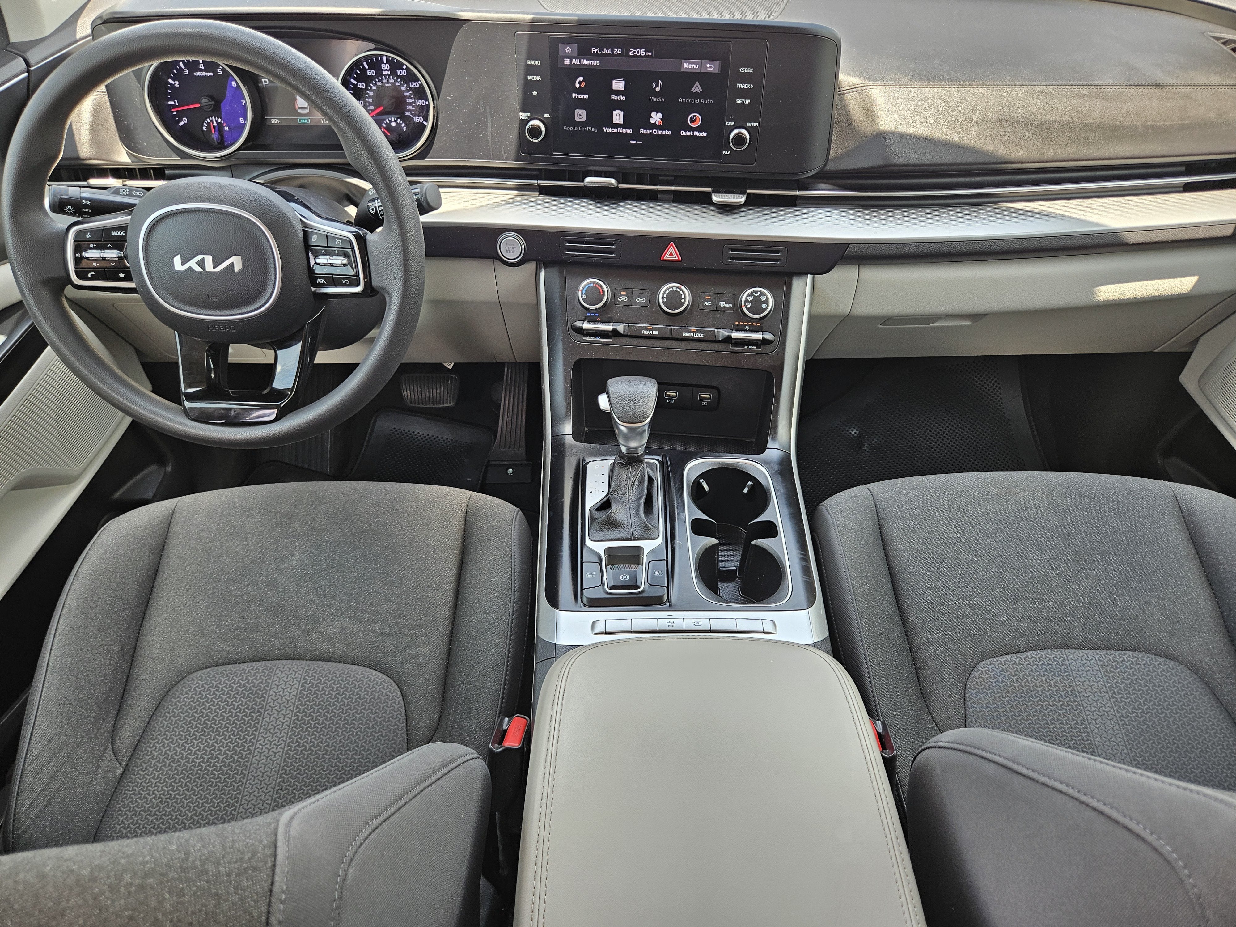2022 Kia Carnival MPV LX