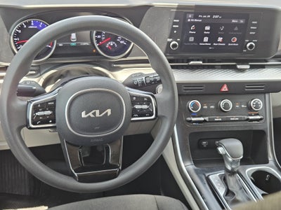 2022 Kia Carnival MPV LX