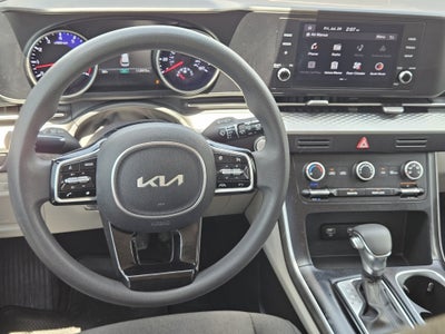 2022 Kia Carnival MPV LX