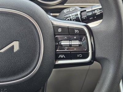 2022 Kia Carnival MPV LX