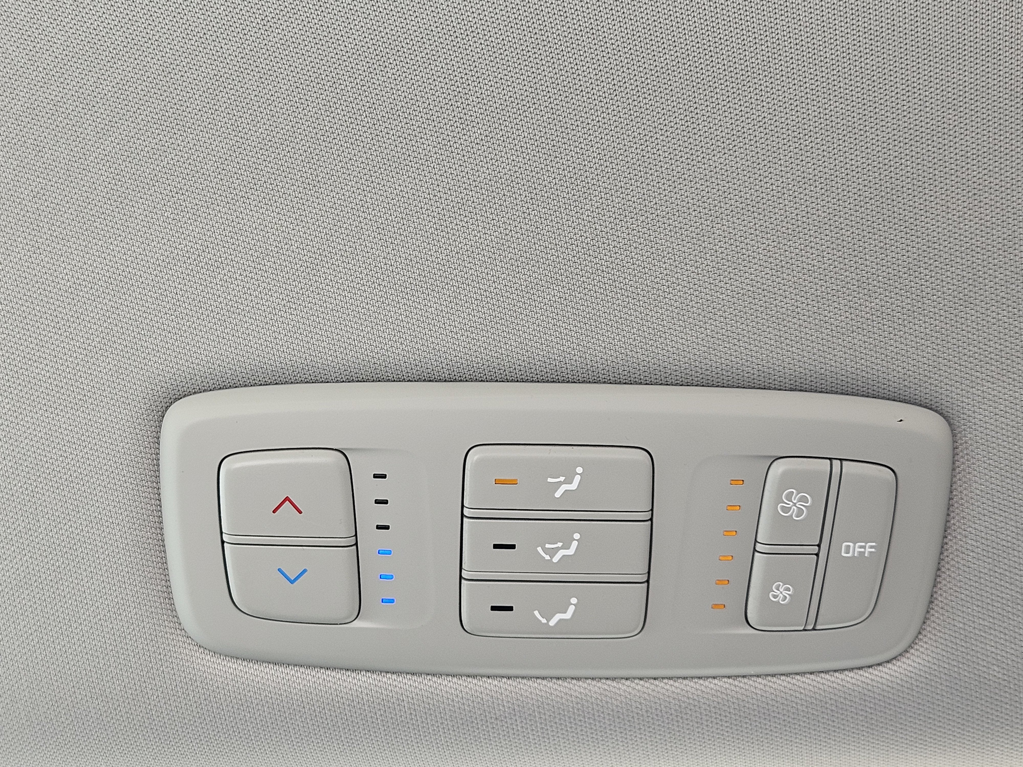 2022 Kia Carnival MPV LX
