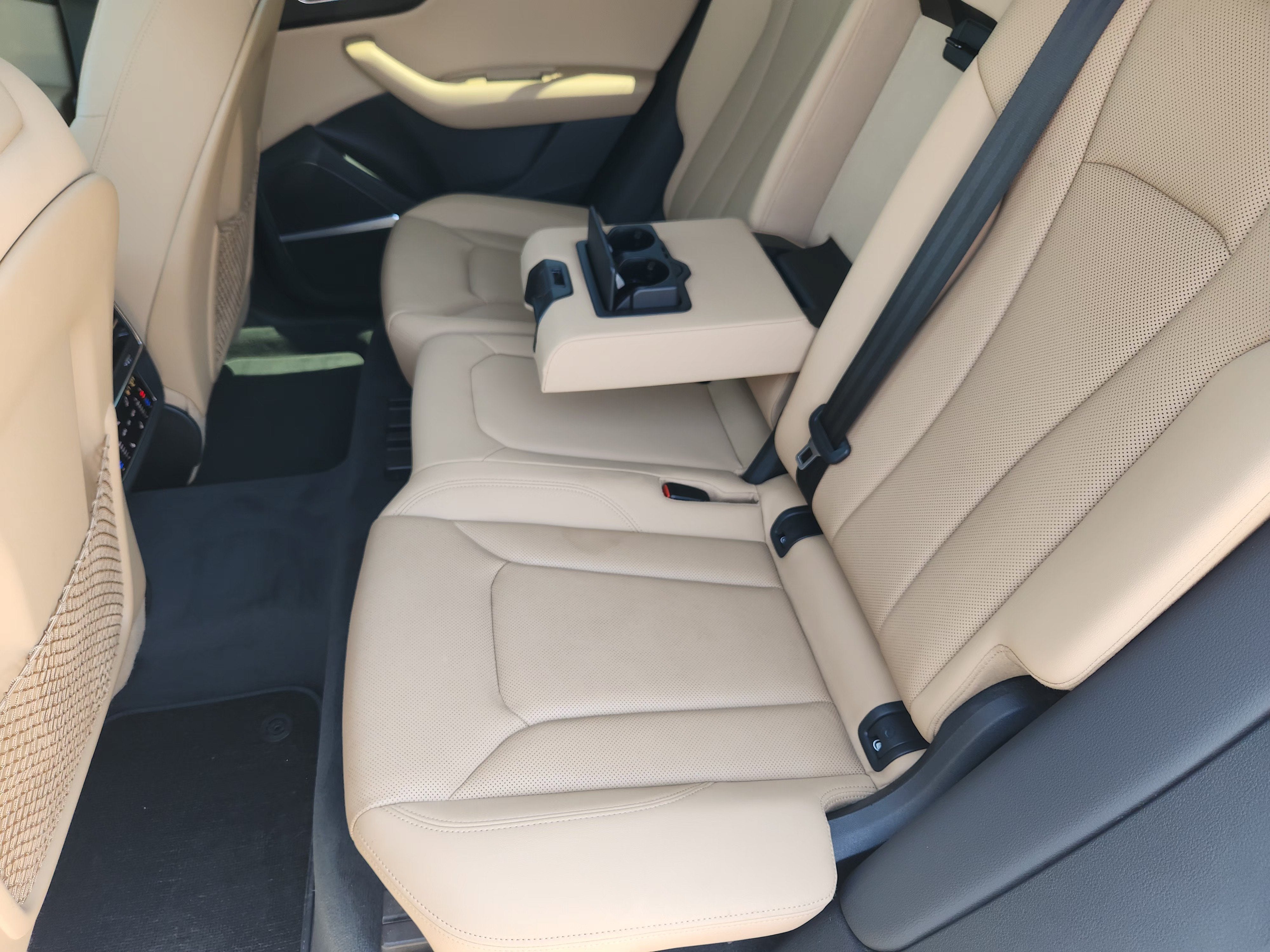 2019 Audi Q8 55 Premium