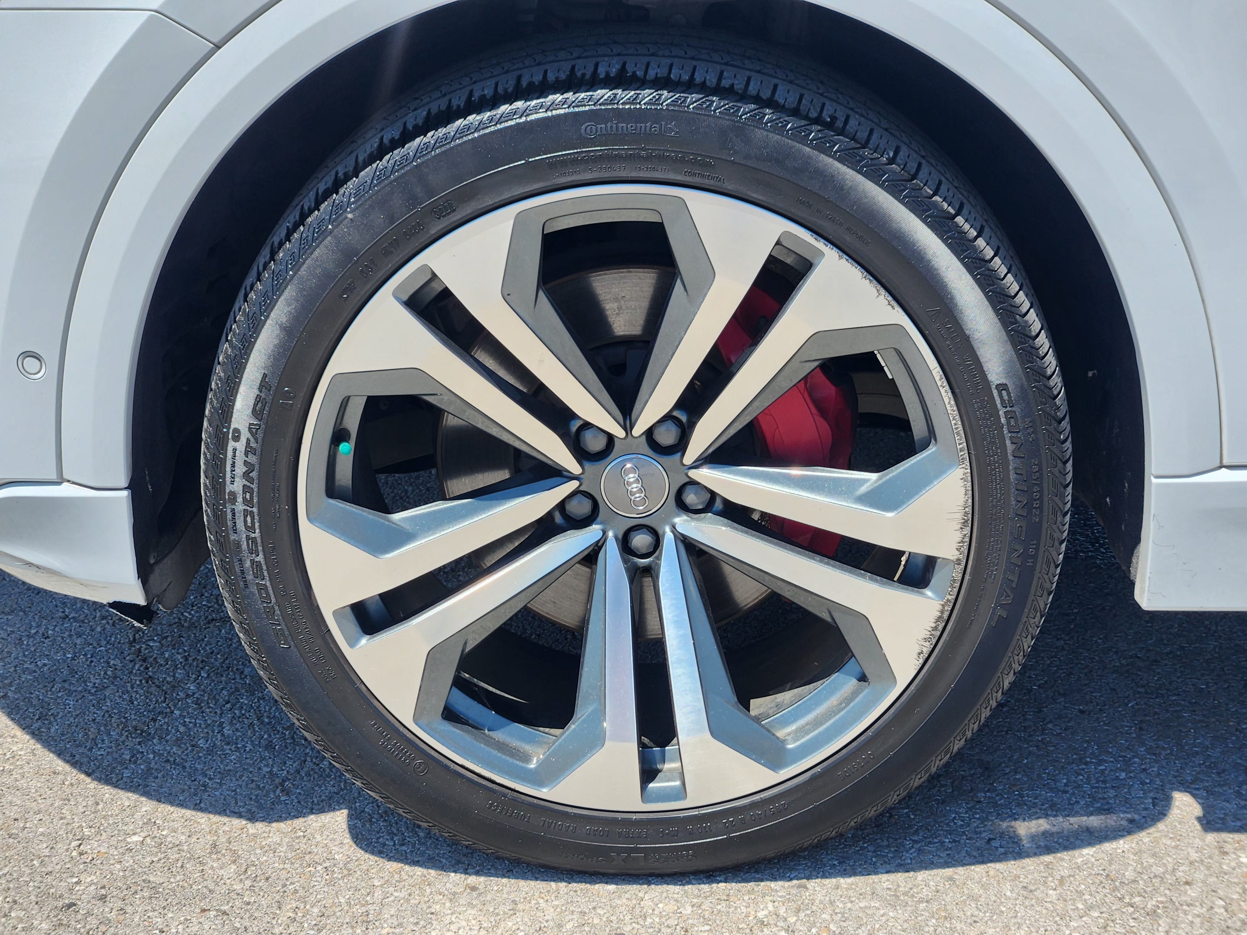 2019 Audi Q8 55 Premium