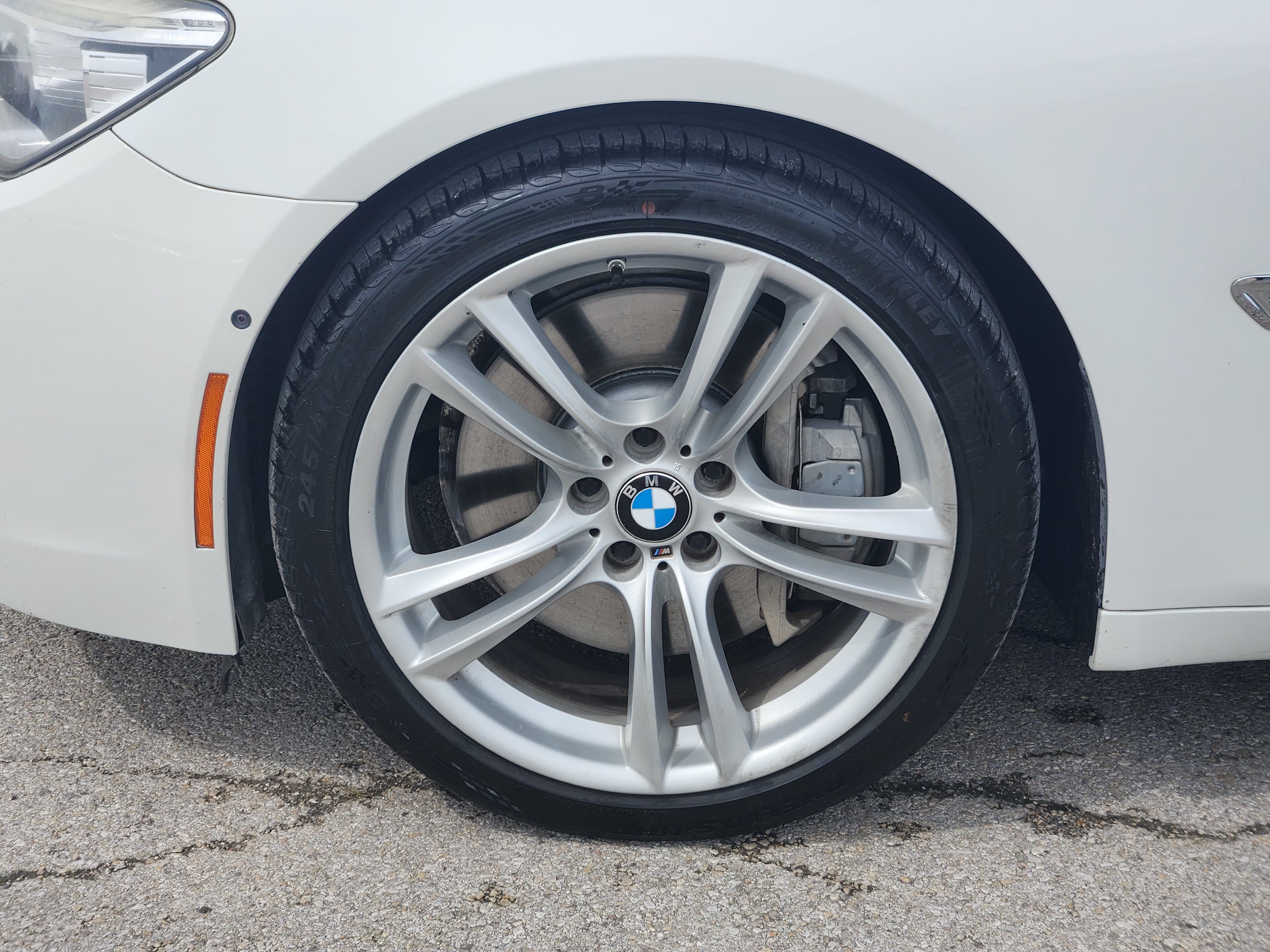 2015 BMW 750Li 750Li