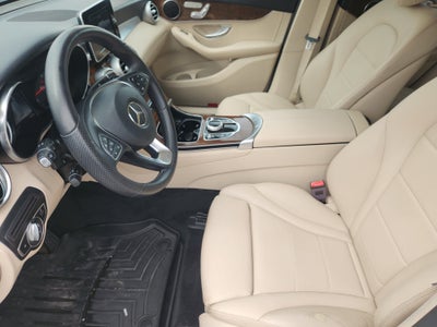 2019 Mercedes-Benz GLC 300 GLC 300