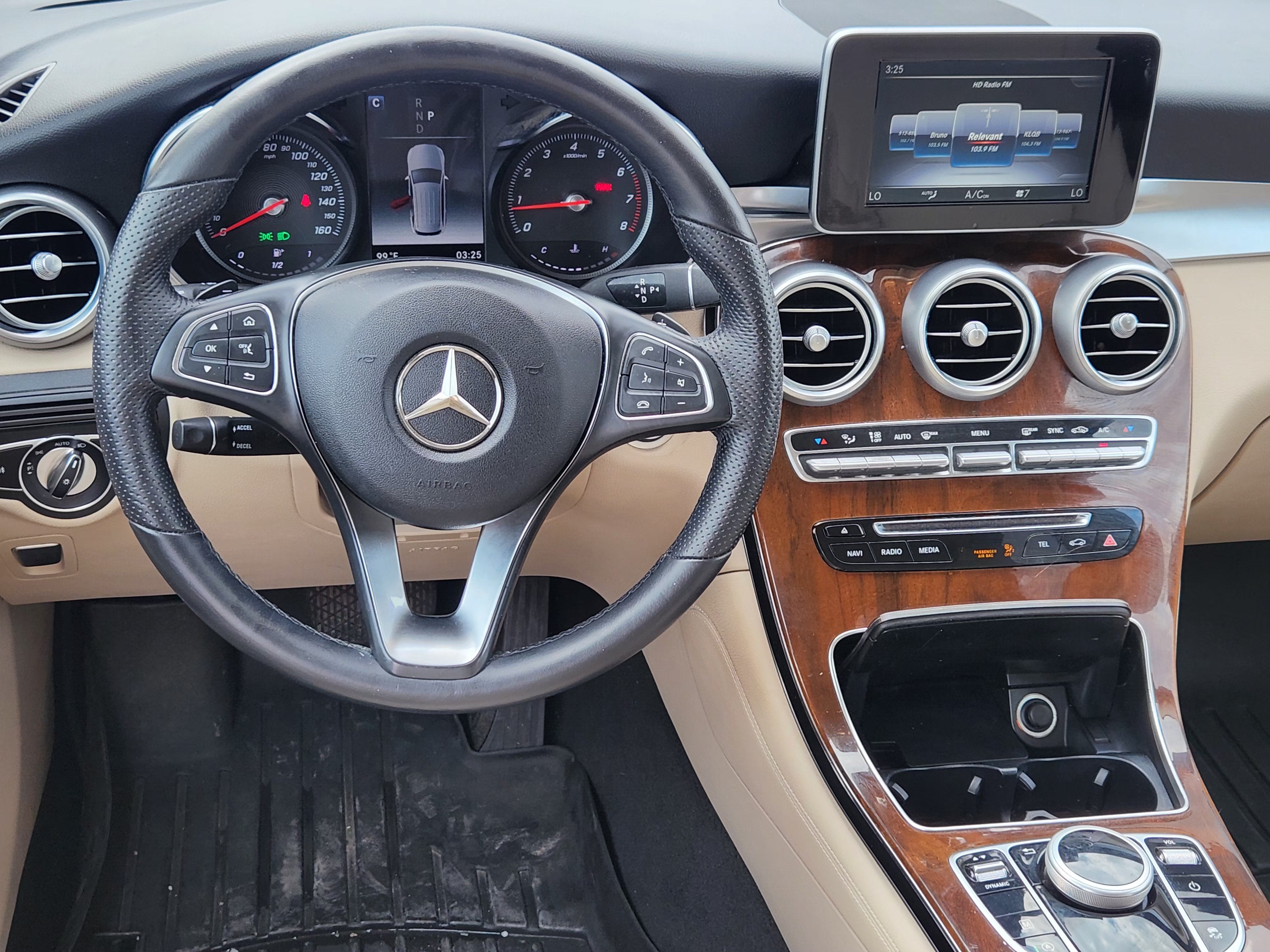 2019 Mercedes-Benz GLC 300 GLC 300