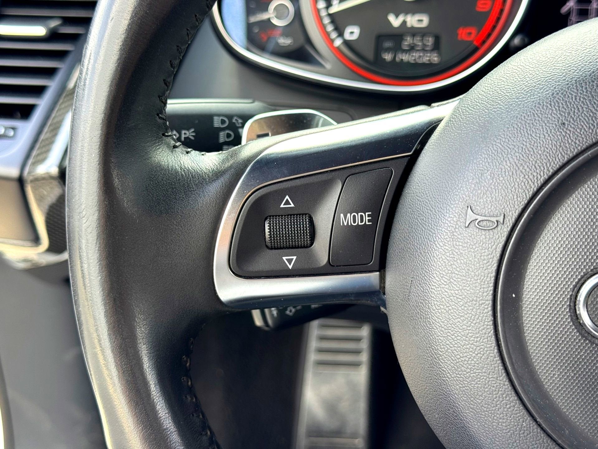2011 Audi R8 5.2L