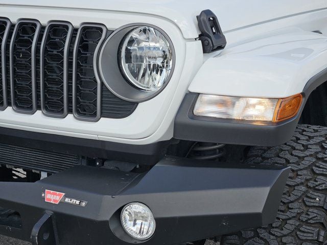 2025 Jeep Gladiator High Tide