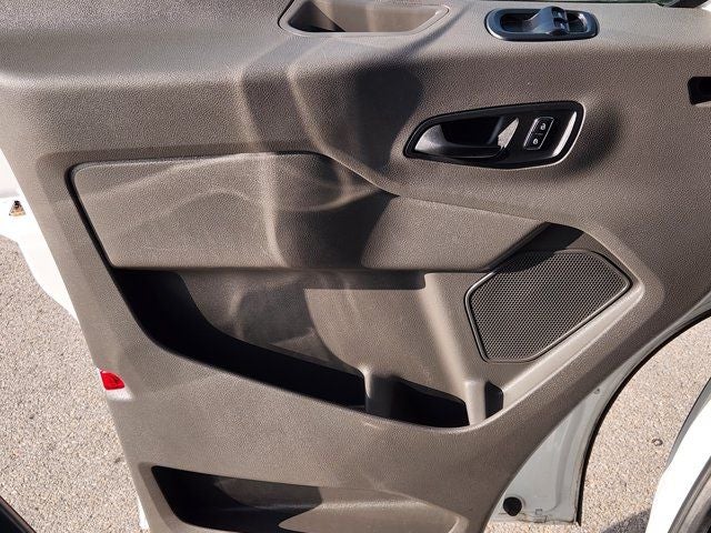 2025 Ford Transit-350 XLT 15-Passenger