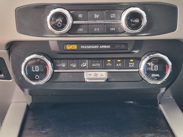 2022 Ford F-350SD Lariat DRW