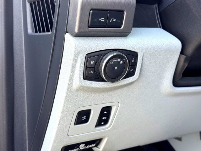 2022 Ford F-450SD Limited