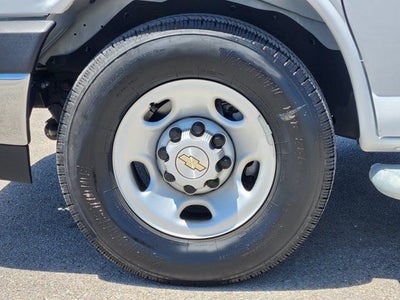 2025 Chevrolet Express 2500 Work Van Cargo