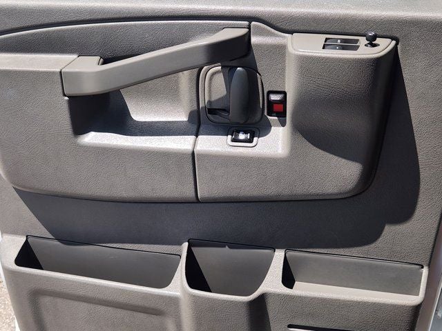 2025 Chevrolet Express 2500 Work Van Cargo