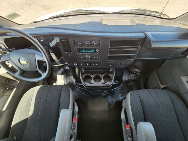 2025 Chevrolet Express 2500 Work Van Cargo