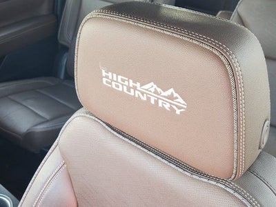 2022 Chevrolet Suburban High Country