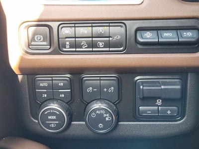2022 Chevrolet Suburban High Country