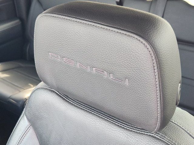 2022 GMC Sierra 3500HD Denali