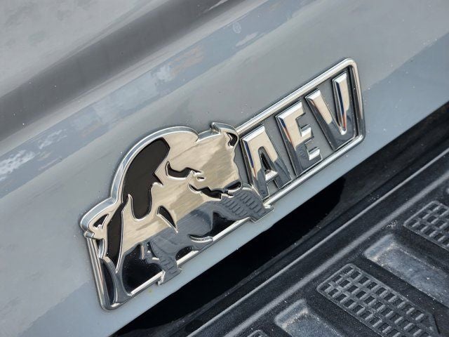 2024 GMC Sierra 2500HD AT4X AEV EDITION
