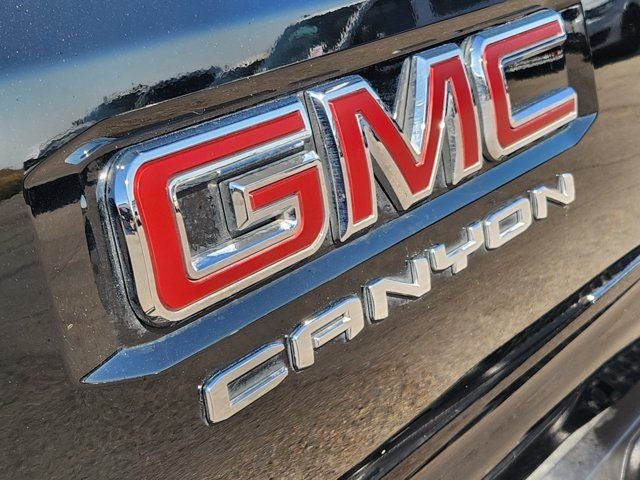 2023 GMC Canyon AT4