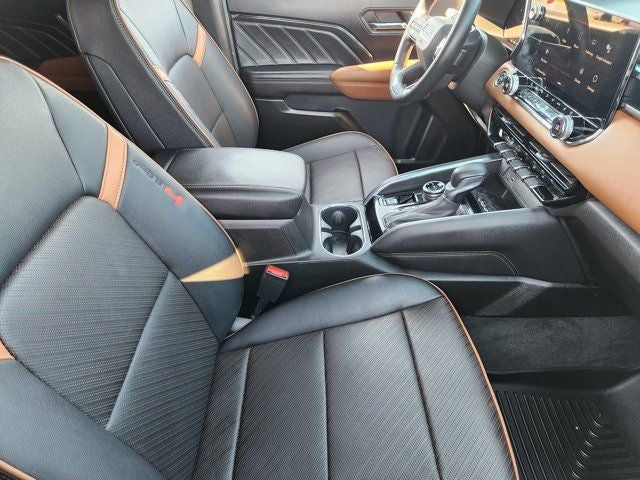 2023 GMC Canyon AT4