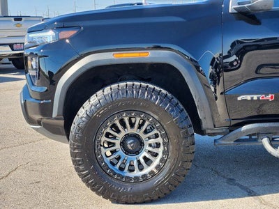 2023 GMC Canyon AT4