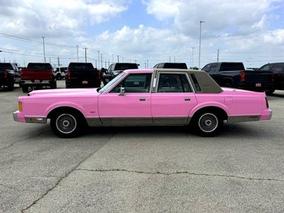 1989 Lincoln Town Car Signature