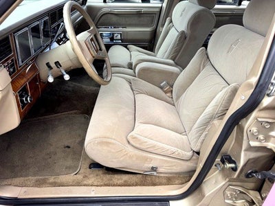 1989 Lincoln Town Car Signature