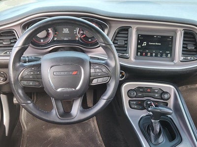 2022 Dodge Challenger SXT