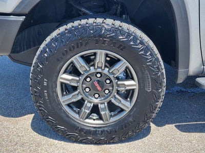 2025 GMC Sierra 1500 AT4X