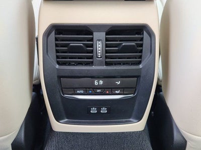 2025 BMW 3 Series 330i