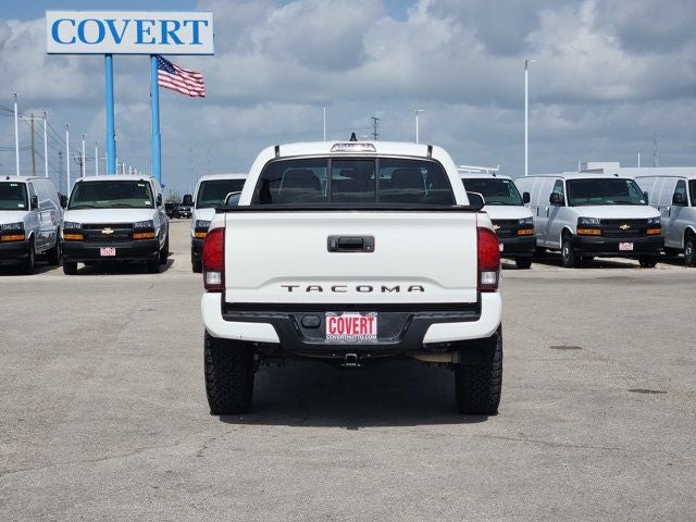 2022 Toyota Tacoma SR