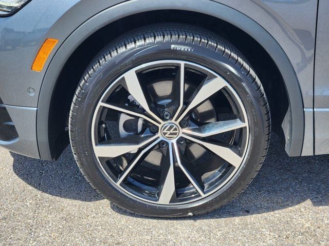 2023 Volkswagen Tiguan 2.0T SEL R-Line