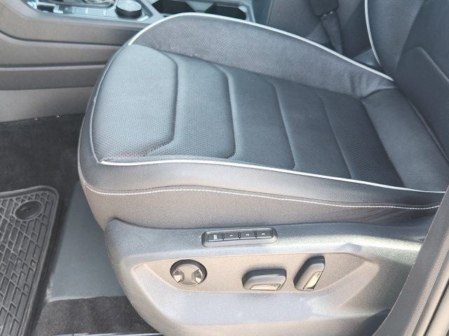 2023 Volkswagen Tiguan 2.0T SEL R-Line