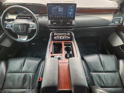 2023 Lincoln Navigator L Reserve