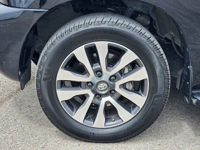 2018 Toyota Sequoia SR5 5.7L