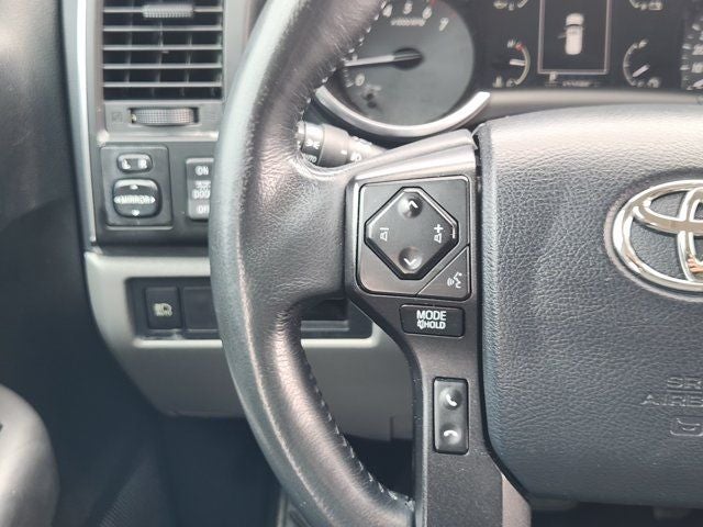 2018 Toyota Sequoia SR5 5.7L