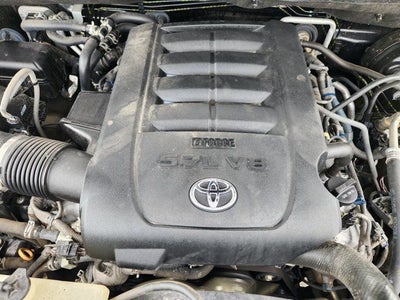 2018 Toyota Sequoia SR5 5.7L