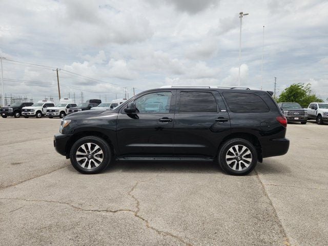 2018 Toyota Sequoia SR5 5.7L