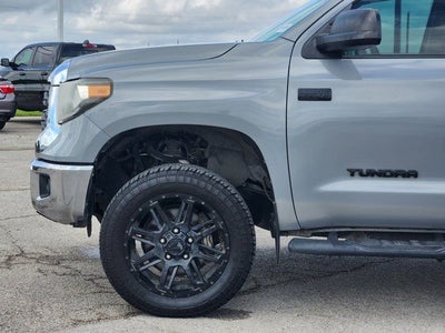 2019 Toyota Tundra SR5