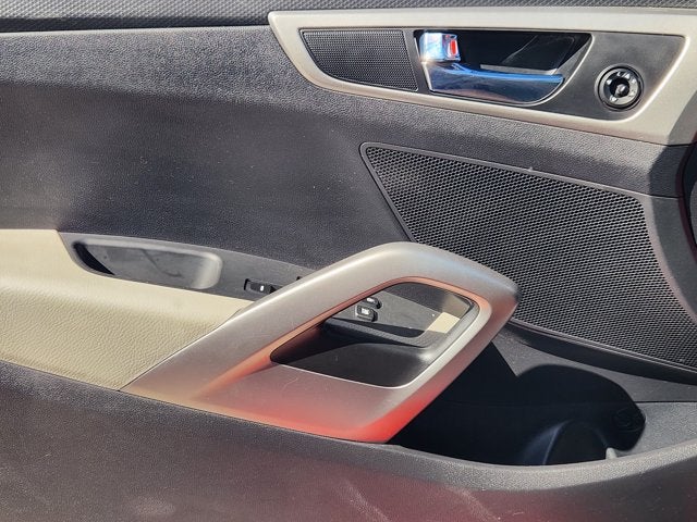 2014 Hyundai Veloster Base