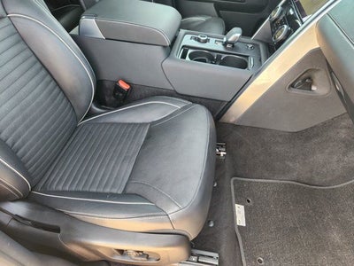 2023 Land Rover Discovery S R-Dynamic