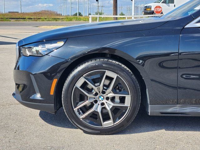 2026 BMW 5 Series 530i xDrive