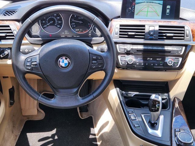 2016 BMW 3 Series 320i