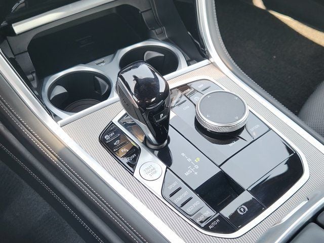 2025 BMW 8 Series 840i