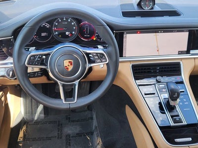 2018 Porsche Panamera 4