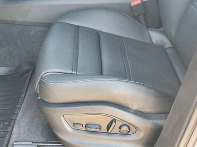 2025 Porsche Cayenne GTS