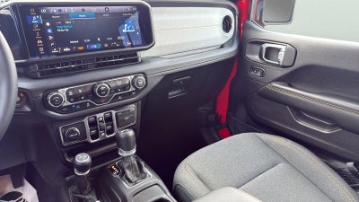 2025 Jeep Wrangler Sahara 4xe