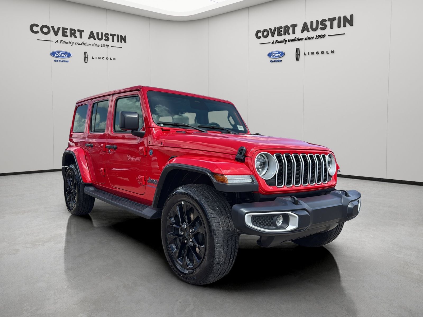 2025 Jeep Wrangler Sahara 4xe