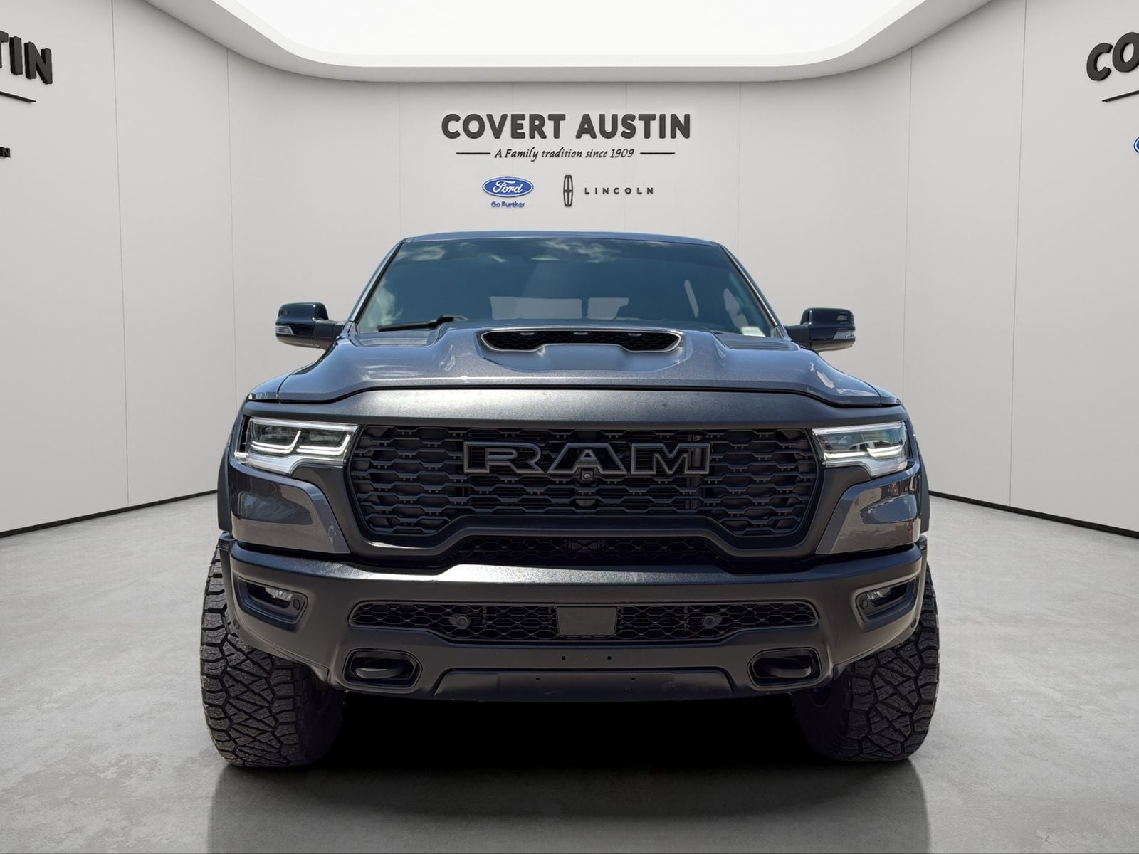 2025 RAM 1500 RHO